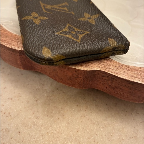Louis Vuitton Monogram Key Holder/Card Holder - Picture 6 of 10